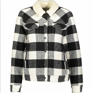 Levi’s Wool Boyfriend Sherpa Trucker Jacket